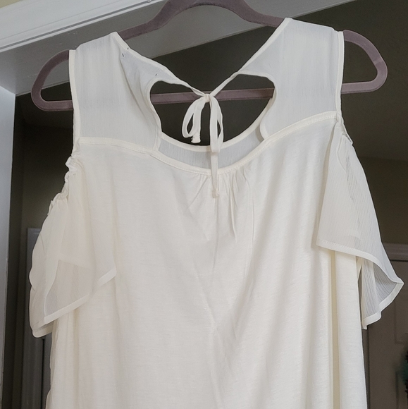 August Silk Cold Shoulder Tiered Blouse - Picture 2 of 12